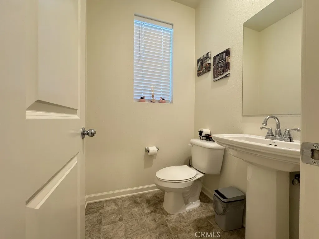 10201 10201 Oxbow Loop, Riverside, California 92503 home-pic-23